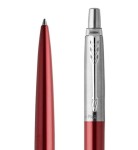 długopis parker jotter kensington obudowa czerwona_f.JPG